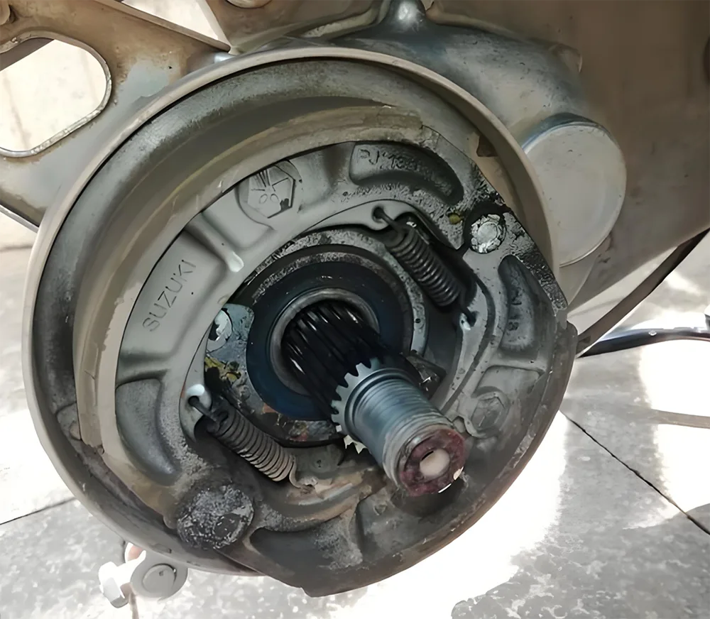 YAMAHA YBR125 JYM125 Motorcycle Brake Shoes